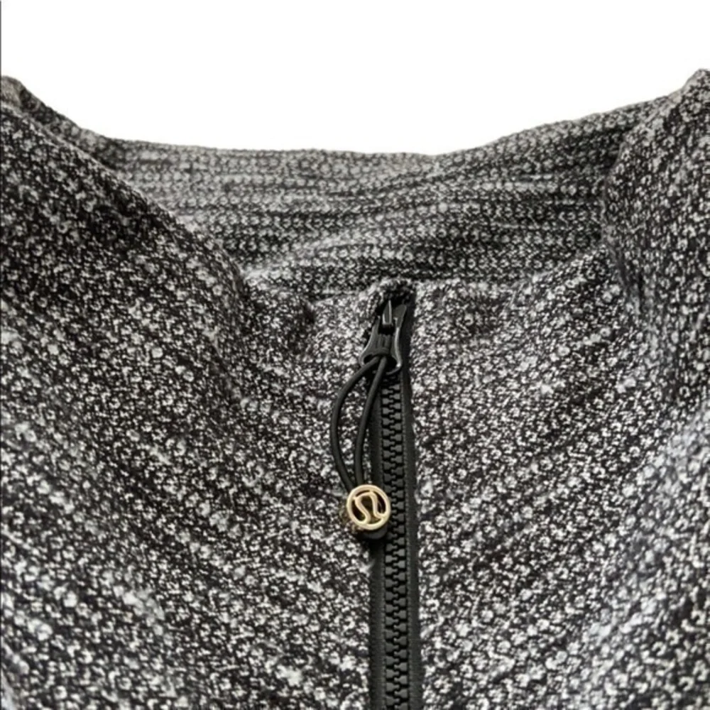 Lululemon Black & Gray Be‎ Present Athletic Zip Jacket